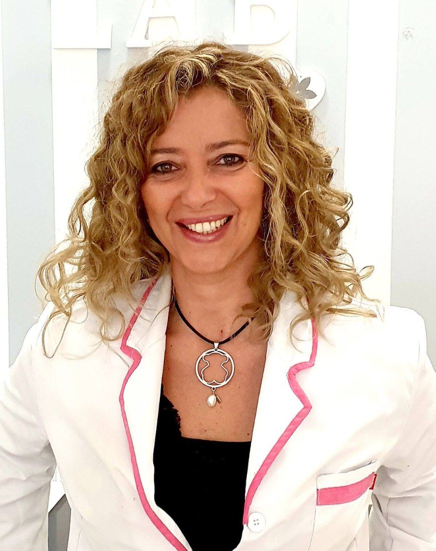 1 Ana Isabel Almagro